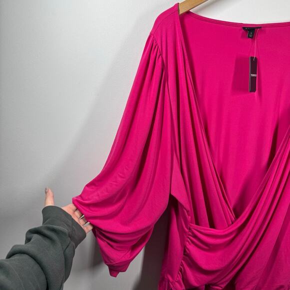 Torrid Body Suite Women 5X Plus Size NWT Pink Long Flow Sleeve 4116514 Career - Picture 3 of 9